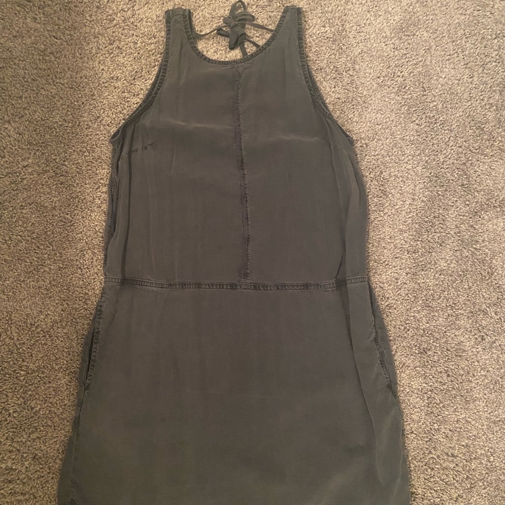 Bella Dahl tie back halter dress
